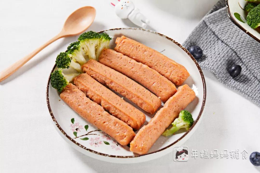 稍微冷却后脱模，完成！  （因为面粉用量少，刚出锅的时候很软，可以倒扣缓慢取出）