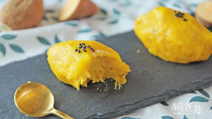 香喷喷的烤红薯出炉啦！