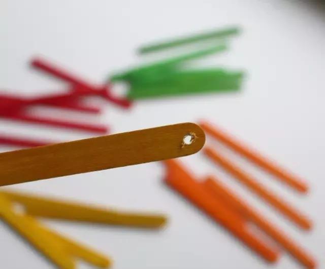 冰棒棍折纸扇制作教程-图2