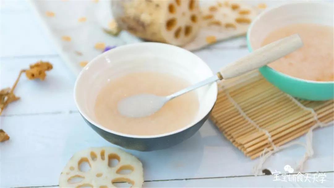 藕粉雪梨银耳羹