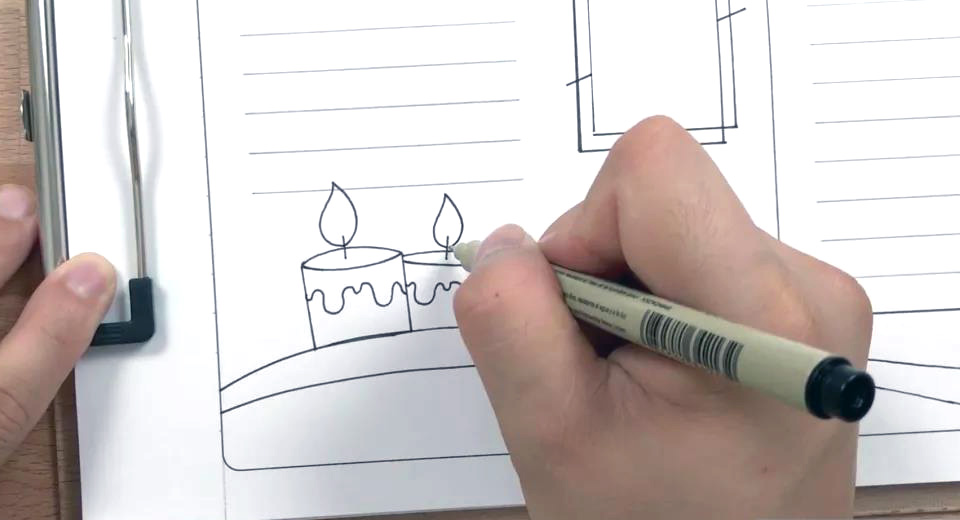 步骤4：接着在手抄报右下角画出蜡烛。