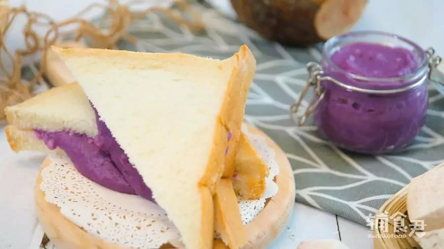 香滑细腻，带着芋泥颗粒！  用来夹面包很不错呢