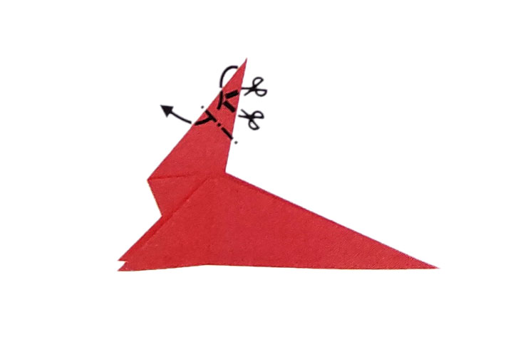 步骤8：沿实线剪开，并沿峰线向内翻折。