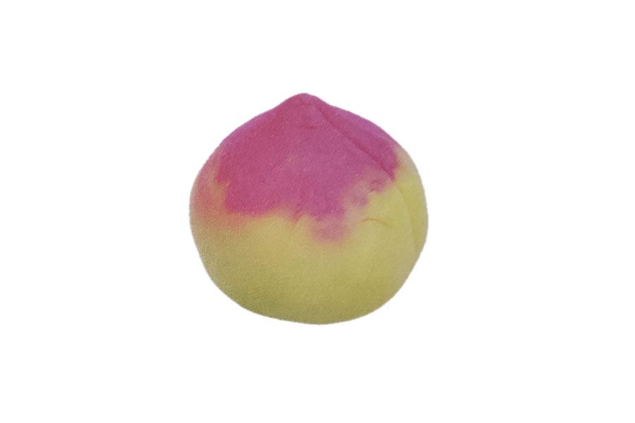 步骤2：把粉色圆球压扁粘在黄色圆球项部，并揉捏在一起。