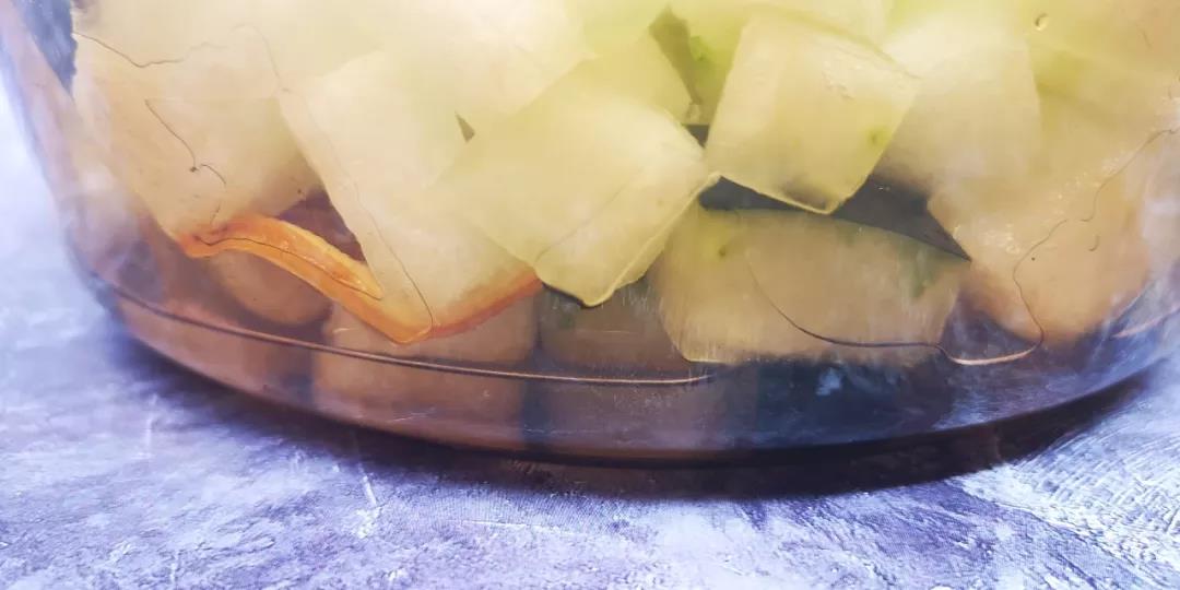 冬瓜糖渍1小时出水