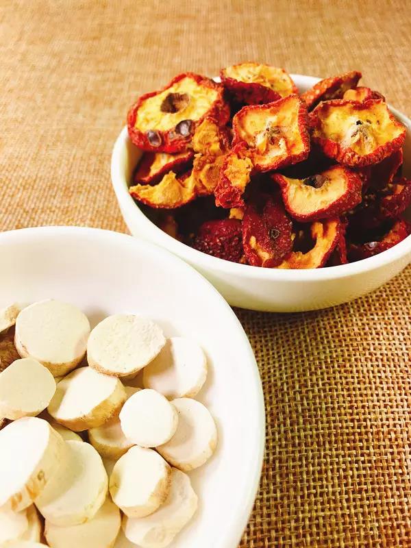 （干）山楂15克，（干）山药10克，冰糖3粒（选用）