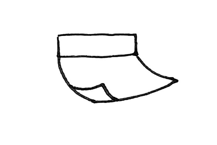 步骤3：接着连接起来，再画上一个三角形作为日历的第一页。