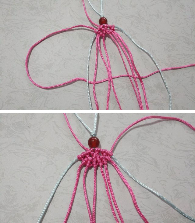 步骤12：然后粉色绕线以蓝色线为轴线打斜卷结，斜卷结打好，接着把粉色线为绕线，底下8条线为轴线，分别打斜卷结。