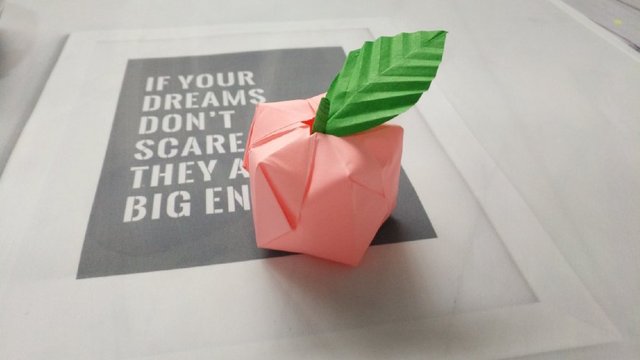 3D立体苹果折纸教程