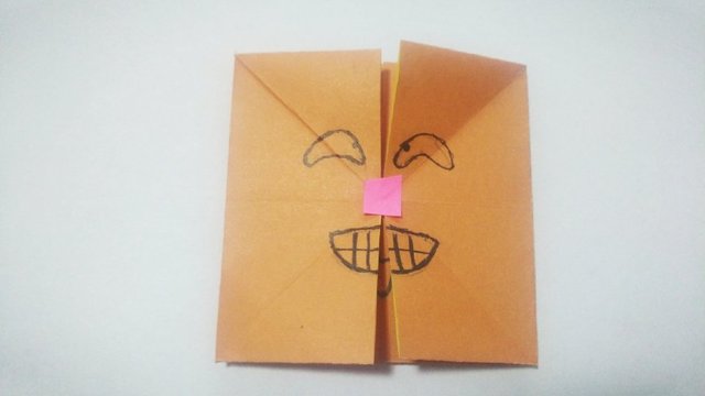 无限翻转的表情包折纸教程