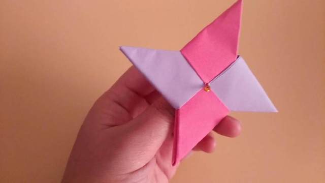 四角指尖陀螺的折法