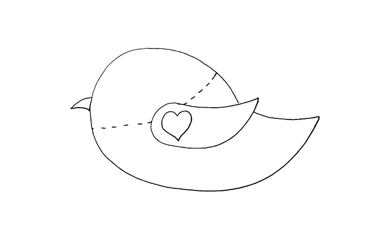 步骤7：然后在翅膀上画上一个“心”型。