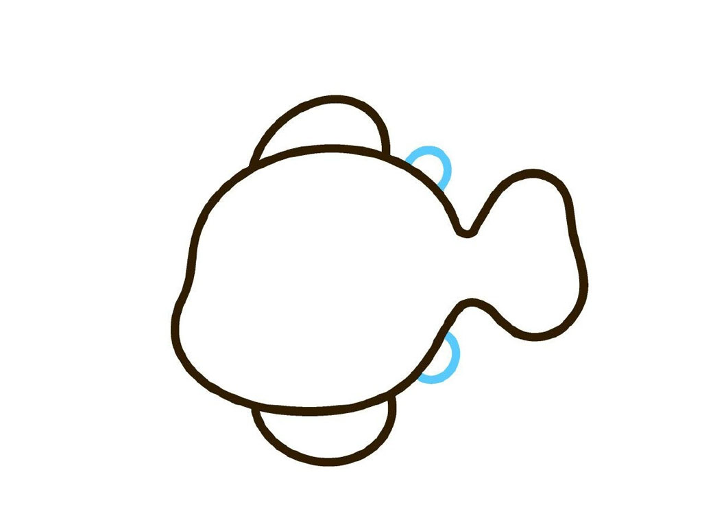 步骤4：画两个小鱼鳍。
