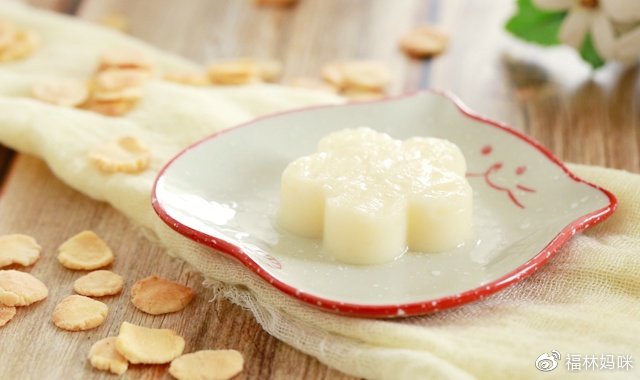 如果担心泥糊不能成型，可以多放些土豆，土豆富含淀粉，可以更好地成型。