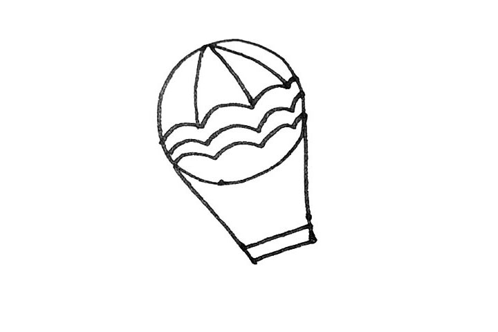 步骤4：接着下面画下来两条斜线，用长方形连接起来。