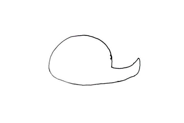 步骤1：首先把直升机的主体轮廓画出来，教小朋友画的时候，不要太注重美观，主要培养孩子敢于动手的能力