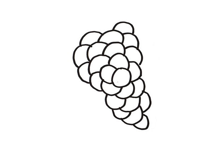 步骤4：叠成一串葡萄的形状。