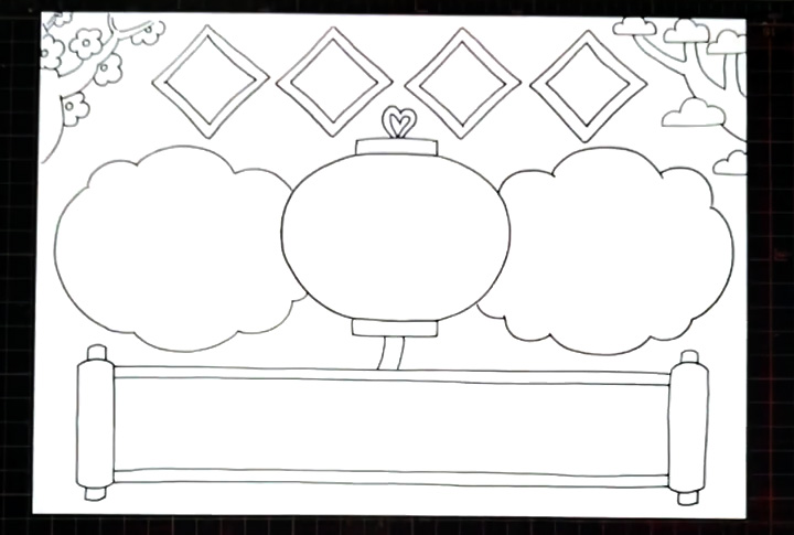 步骤5：底部画出常常的卷轴文字框。