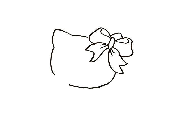 步骤2：在画出它的耳朵和脸颊.脸部留出一个缺口。