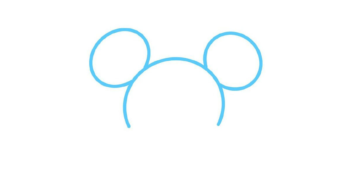 步骤1：画一个大一些的半圆是米老鼠的头，再画两个椭圆的耳朵。