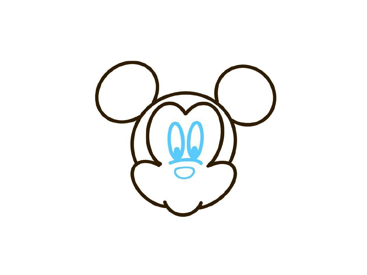 步骤4：眼睛鼻子画出来。