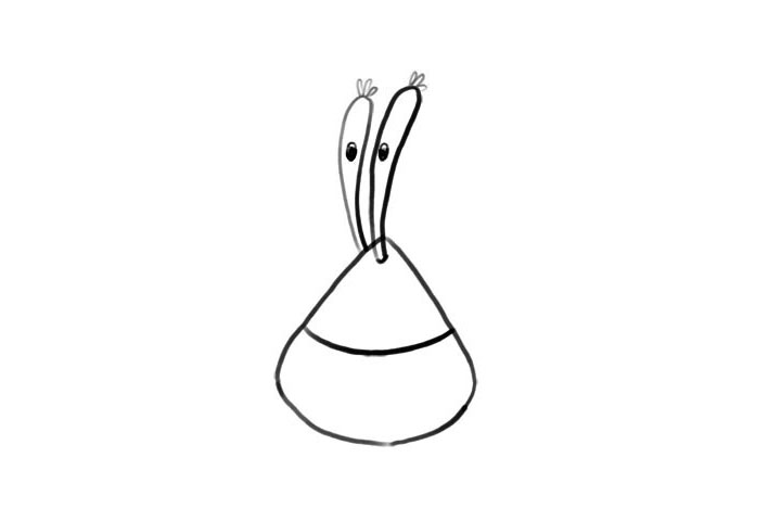 步骤2：然后画她的眼睛部位。