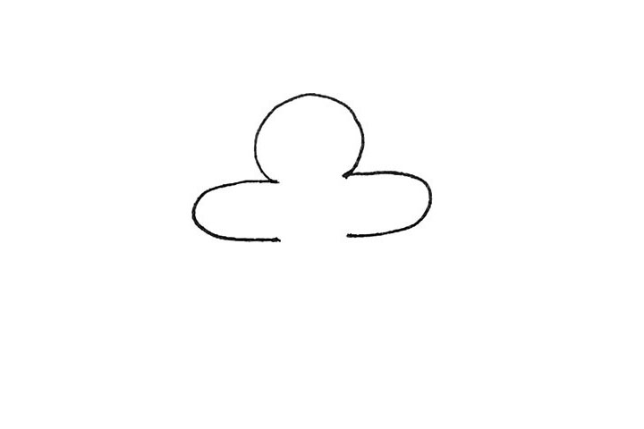 步骤2：两边再画上半个椭圆形。