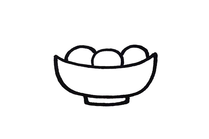 步骤2：用圆形依次在碗中画出汤圆。