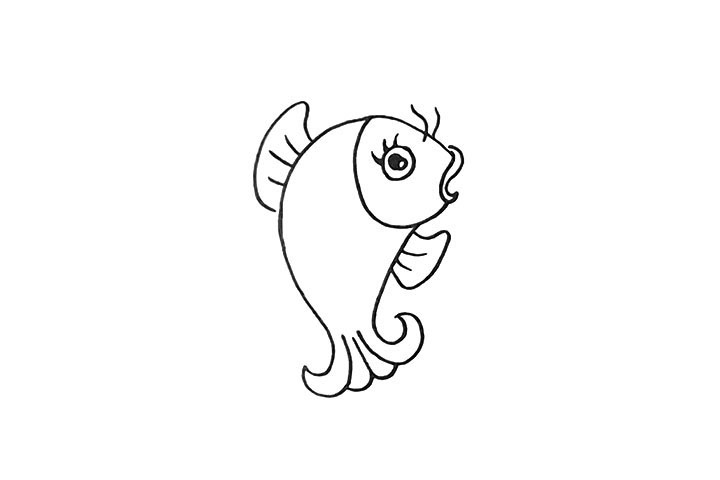 步骤5：接着勾勒出鲤鱼的鱼鳍。