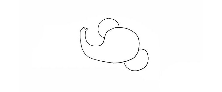 步骤2：接着在两侧画出大大的耳朵。