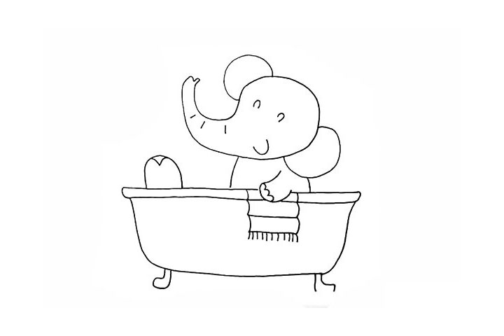 步骤14：在头顶上画出一个三角形的鸡冠。