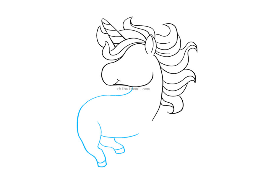 步骤6：6.画出独角兽的身体。在后腿的后部，臀部和背部使用一条长的曲线。将线条加倍，使其自身完整，注意腿是蹄形的弯曲方形。画另一条曲线以形成腹部。向后加一条直线以形成剩余的后腿。通过在每条腿的底部画一条短线来是蹄的位置。