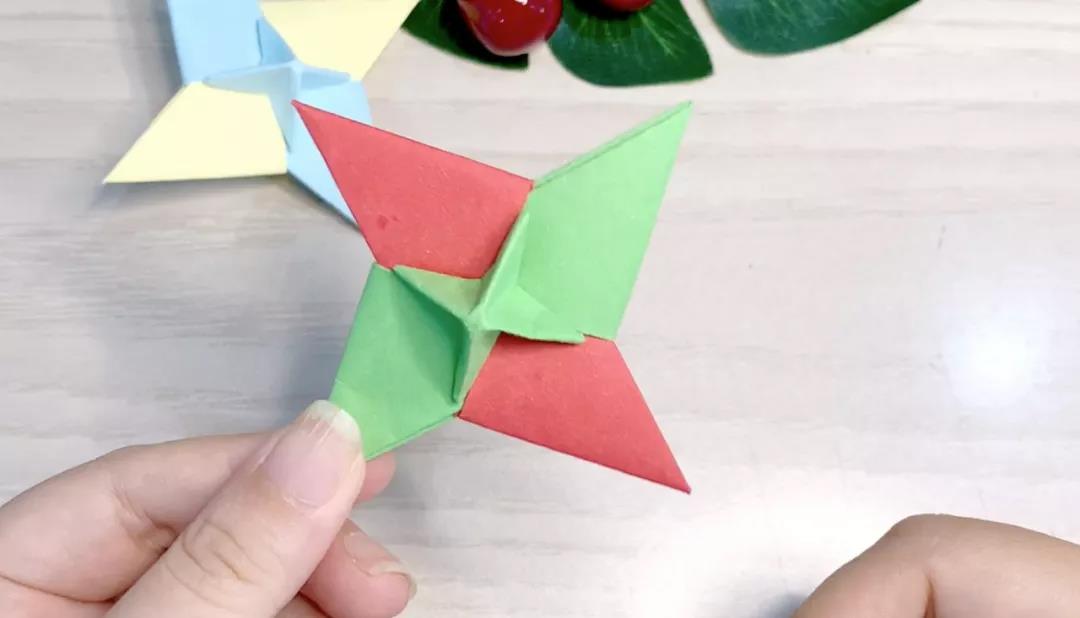 教你折个酷炫小陀螺！一起旋转跳跃起来吧