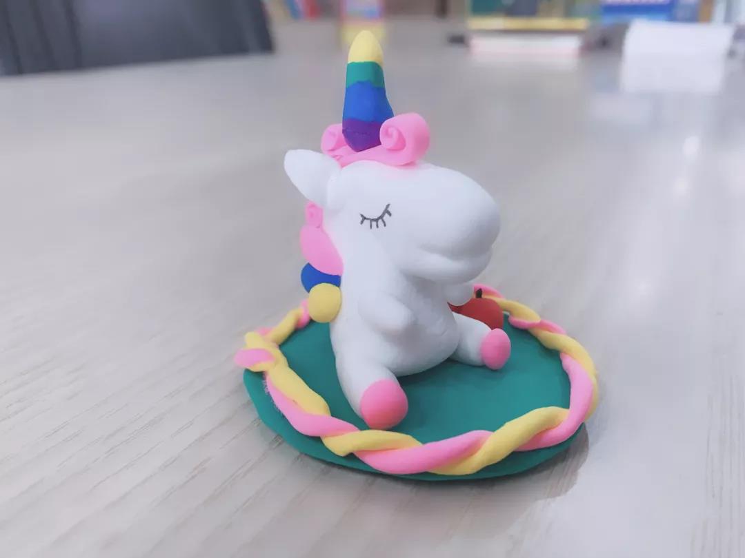 教你用黏土做一只超美的独角兽！