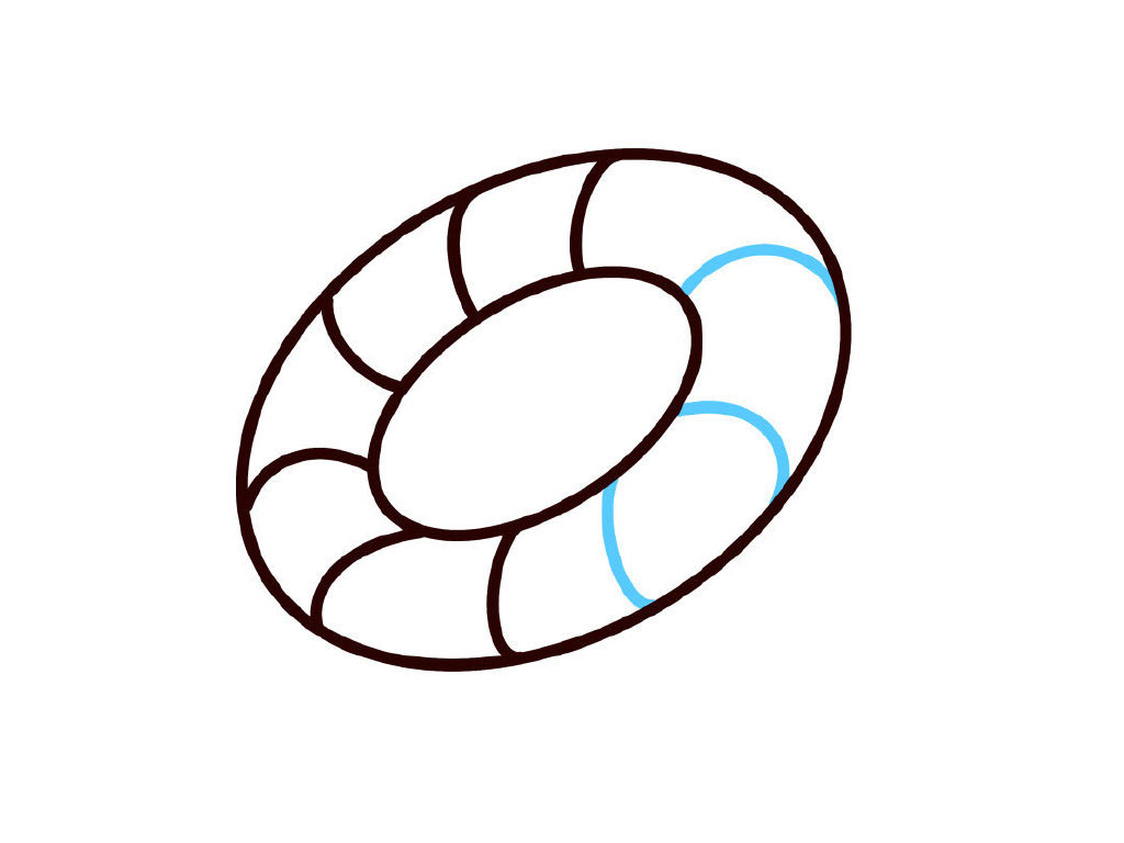 步骤5：完成游泳圈内部的小弧线。