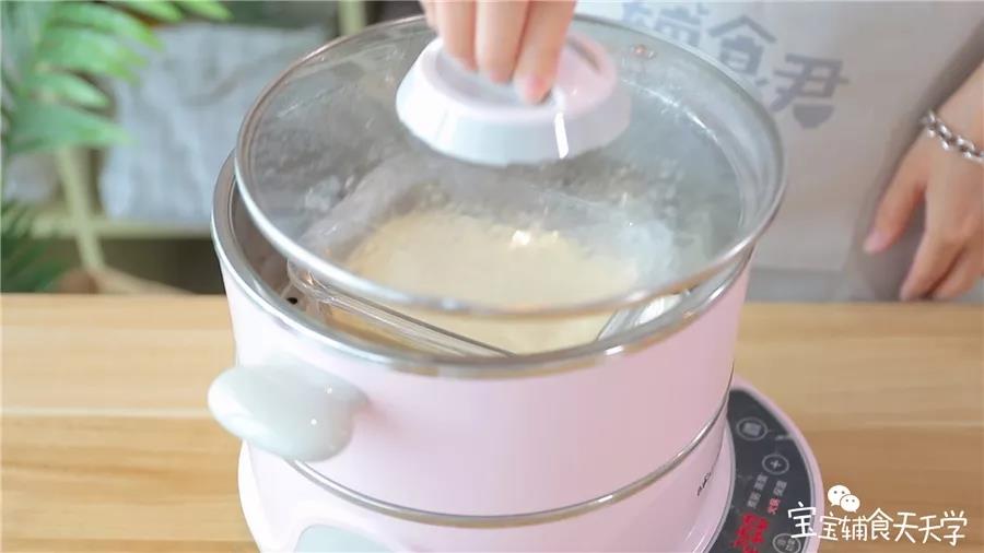 第8步：烧开蒸锅后放入蒸15分钟即可