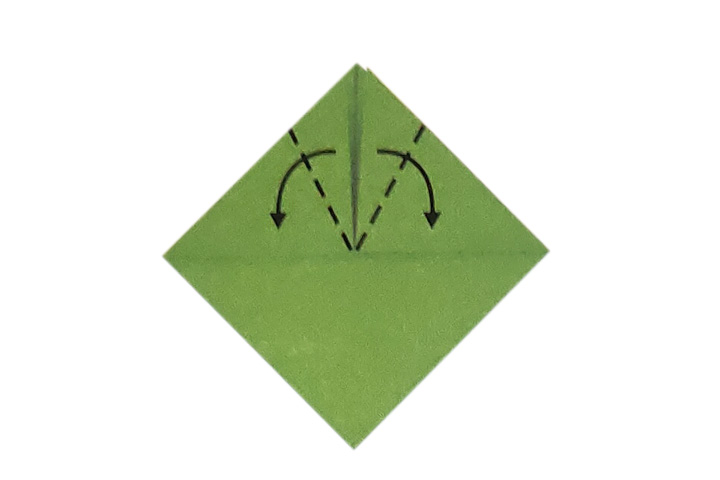 步骤4：沿虚线折叠。