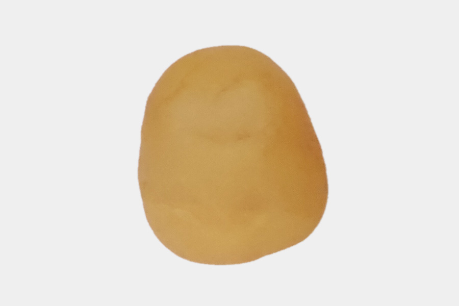 步骤2：搓一个黄色圆柱，一端稍细。