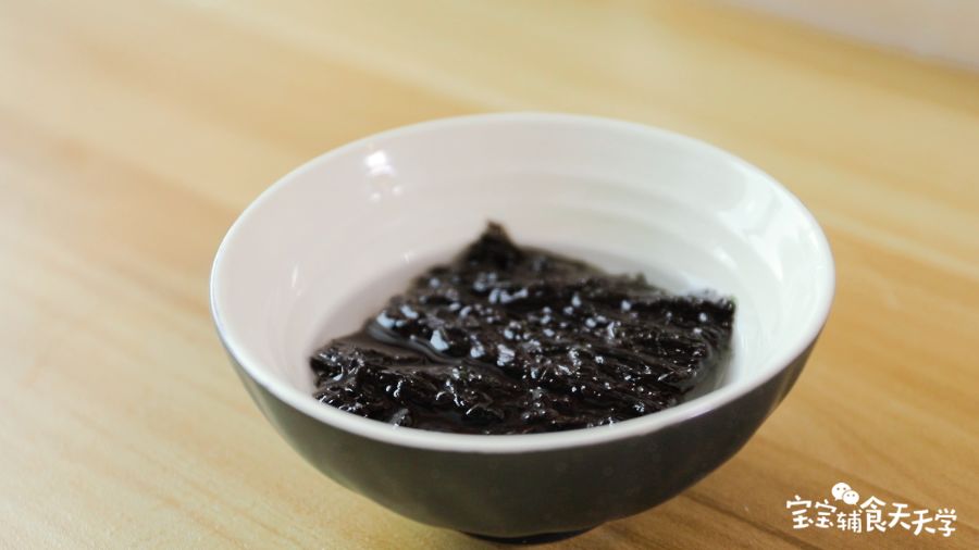 头水紫菜浸泡一下