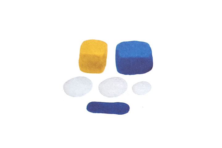 步骤1：捏出黄色车头，蓝色车斗，白色车窗，搓出蓝色椭圆并压扁，作为底盘。