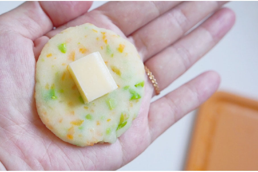 第7步：用手抓匀。