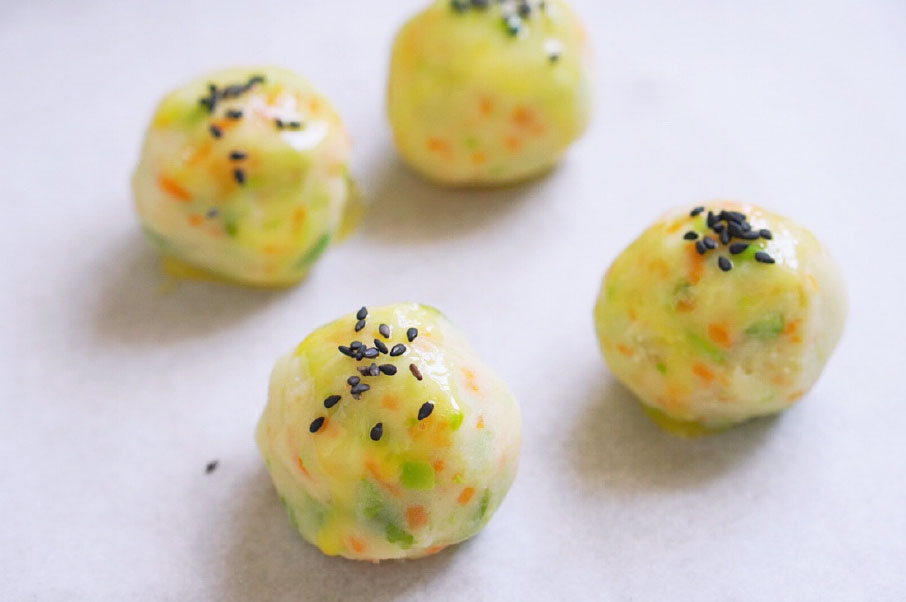 第11步：蛋黄打散。