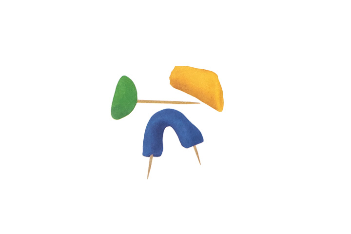 步骤3：用黄泥、蓝泥和绿泥搓出壶嘴、把手和喷头，并插上牙签。