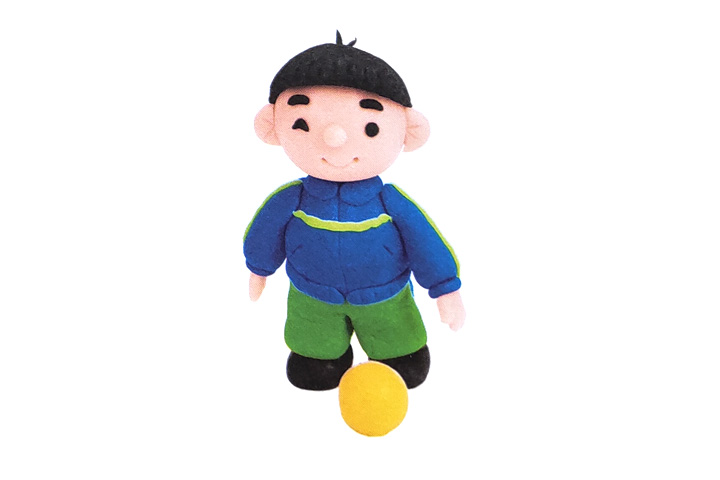 用彩泥粘土怎么捏男孩人像