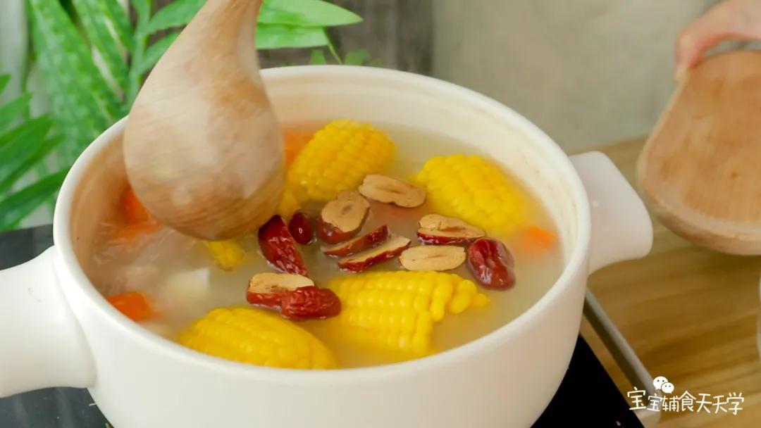 中小火再煮20分钟，出锅前可适量地加盐调味