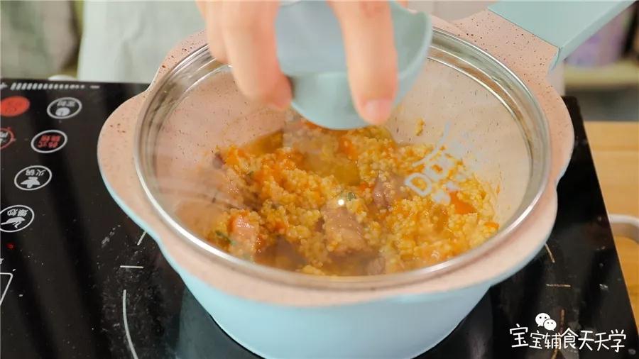 第12步：加盖继续焖煮至水分收干即可