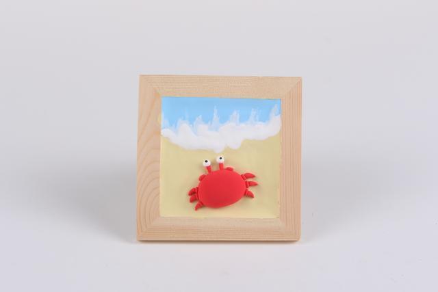 步骤7：按照下图的样子做出螃蟹的眼睛。