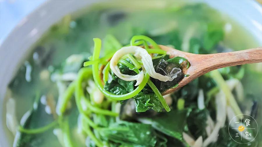 端起来喝一碗汤，是家的味道。