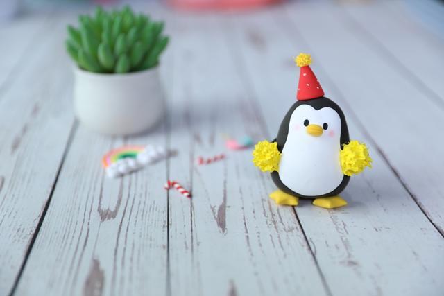 创意小企鹅粘土教程