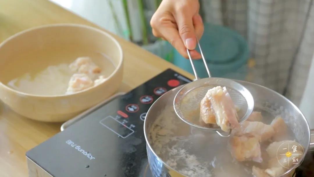 第4步：捞出凉水冲洗下